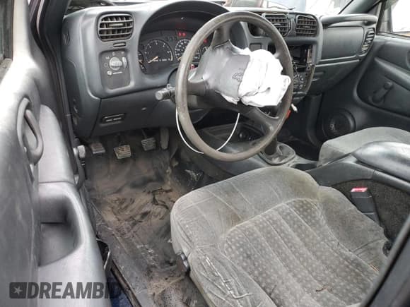 ✅ 2002 Chevrolet S-10 • VIN: 1GCCS19W628124217 • Лот: 47882955. Опубликован ранее на Copart с пробегом 38 659 миль. Бесплатный доступ к архиву аукционных продаж из США и подробный отчёт об истории автомобиля на DreamBid. Изображение 8.