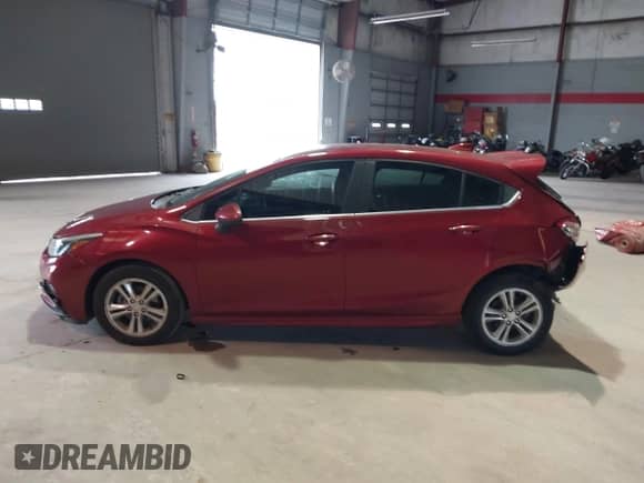 2018 Chevrolet Cruze LT с VIN 3G1BE6SM7JS647530, выставлен на аукционе IAAI как лот 43401181 с пробегом 53 456 миль миль и . История ставок и продаж доступна на DreamBid. Изображение 14.