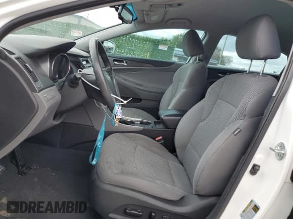 ✅ 2014 Hyundai Sonata GLS • VIN: 5NPEB4AC5EH913931 • Lot: 58770124. Listed on Copart with 153,483 mi. Free auction sales archive from the USA and detailed vehicle history report at DreamBid. Image 7.