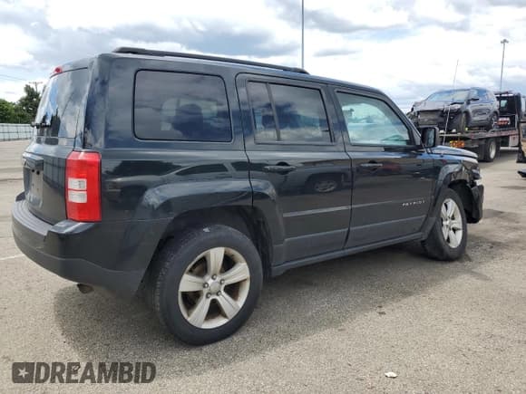 ✅ 2013 Jeep Patriot Sport • VIN: 1C4NJRBB7DD174135 • Lot: 57853395. Listed on Copart with 168,303 mi. Free auction sales archive from the USA and detailed vehicle history report at DreamBid. Image 3.