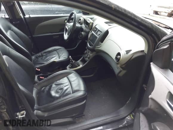 ✅ 2013 Chevrolet Sonic LTZ • VIN: 1G1JF6SB1D4124919 • Лот: 42319613. Размещён на IAAI с пробегом 140 030 миль миль. Получите бесплатный доступ к архиву аукционных продаж из США и посмотрите подробный отчёт об истории автомобиля на DreamBid. Изображение 5.