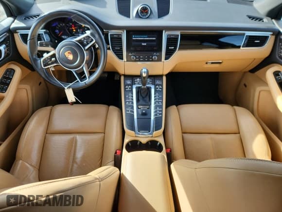 ✅ 2018 Porsche Macan • VIN: WP1AA2A54JLB01919 • Лот: 91427095. Опубликован ранее на Copart с пробегом 69 772 миль. Бесплатный доступ к архиву аукционных продаж из США и подробный отчёт об истории автомобиля на DreamBid. Изображение 8.