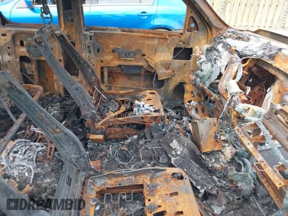 ✅ 2013 Chevrolet Silverado 2500HD Work Truck • VIN: 1GC2KVC84DZ310901 • Lot: 42755310. Wystawiony na IAAI z przebiegiem Nie podano. Bezpłatny archiwum sprzedaży aukcyjnych z USA i szczegółowy raport historii pojazdu na DreamBid. Zdjęcie 5.