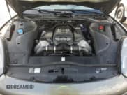 ✅ 2016 Porsche Cayenne Turbo • VIN: WP1AC2A23GLA89044 • Lot: 41512034. Wystawiony na Copart z przebiegiem 27 937 mil. Bezpłatny archiwum sprzedaży aukcyjnych z USA i szczegółowy raport historii pojazdu na DreamBid. Zdjęcie 11.