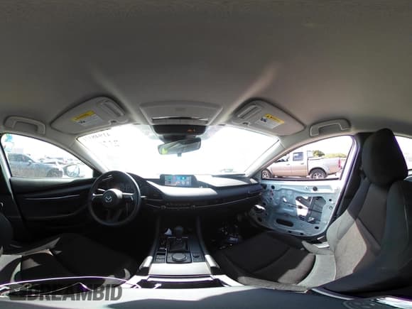 ✅ 2024 Mazda 3 S • VIN: 3MZBPAAM2RM432589 • Lot: 41948071. Listed on IAAI with 1,116 mi. Free auction sales archive from the USA and detailed vehicle history report at DreamBid. Image 19.