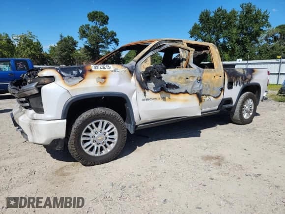 ✅ 2022 Chevrolet Silverado 2500HD High Country • VIN: 1GC4YREY4NF234854 • Лот: 69729215. Опубликован ранее на Copart с пробегом Не указан. Бесплатный доступ к архиву аукционных продаж из США и подробный отчёт об истории автомобиля на DreamBid. Изображение 1.