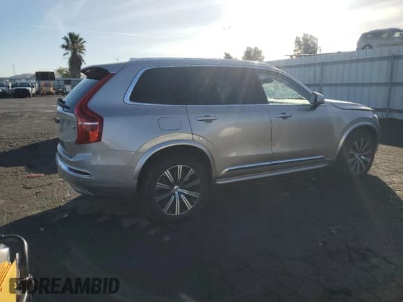 ✅ 2023 Volvo XC90 Plus • VIN: YV4L12PN7P1903108 • Лот: 78090054. Опубликован ранее на Copart с пробегом 14 235 миль. Бесплатный доступ к архиву аукционных продаж из США и подробный отчёт об истории автомобиля на DreamBid. Изображение 3.