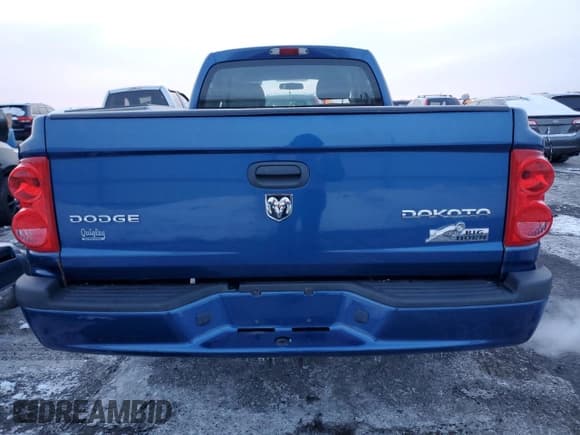✅ 2011 Ram Dakota Big Horn • VIN: 1D7RW3BK8BS670446 • Lot: 42385865. Wystawiony na Copart z przebiegiem 104 377 mil. Bezpłatny archiwum sprzedaży aukcyjnych z USA i szczegółowy raport historii pojazdu na DreamBid. Zdjęcie 6.