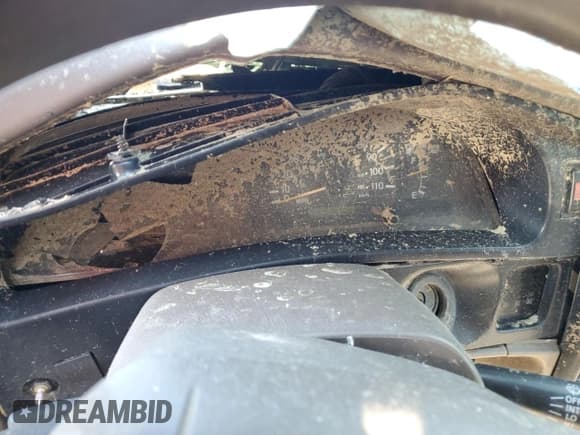 ✅ 1999 Toyota Tacoma • VIN: 4TAWM72N6XZ476173 • Лот: 51995965. Опубликован ранее на Copart с пробегом Не указан. Бесплатный доступ к архиву аукционных продаж из США и подробный отчёт об истории автомобиля на DreamBid. Изображение 9.