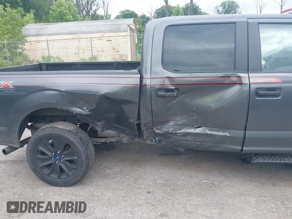 ✅ 2020 Ford F-150 XL • VIN: 1FTFW1E53LFA10431 • Лот: 42644540. Опубликован ранее на IAAI с пробегом 152 501 миль. Бесплатный доступ к архиву аукционных продаж из США и подробный отчёт об истории автомобиля на DreamBid. Изображение 6.