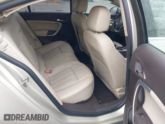 ✅ 2014 Buick Regal Premium I • VIN: 2G4GN5EX4E9323866 • Lot: 42072914. Wystawiony na IAAI z przebiegiem Nie podano. Bezpłatny archiwum sprzedaży aukcyjnych z USA i szczegółowy raport historii pojazdu na DreamBid. Zdjęcie 8.