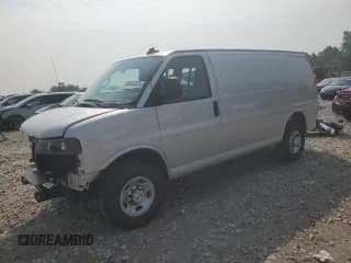 ✅ 2025 Chevrolet Express Cargo • VIN: 1GCWGAFP3S1214316 • Lot: 66820375. Wystawiony na Copart z przebiegiem 512 mil. Bezpłatny archiwum sprzedaży aukcyjnych z USA i szczegółowy raport historii pojazdu na DreamBid. Zdjęcie 1.