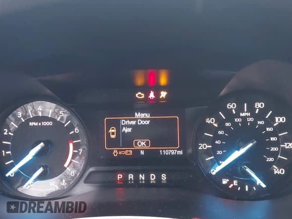 ✅ 2017 Ford Explorer XLT • VIN: 1FM5K8D85HGD37874 • Lot: 43671415. Wystawiony na IAAI z przebiegiem 110 797 mil. Bezpłatny archiwum sprzedaży aukcyjnych z USA i szczegółowy raport historii pojazdu na DreamBid. Zdjęcie 7.