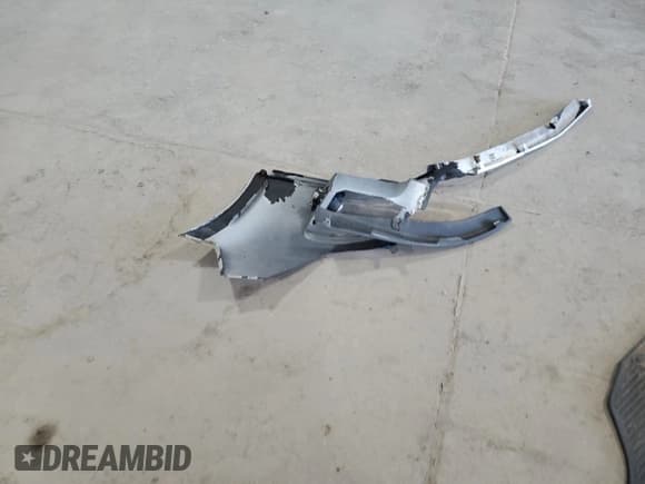 ✅ 2010 Lincoln MKS • VIN: 1LNHL9ER9AG612806 • Лот: 48572145. Опубликован ранее на Copart с пробегом 216 216 миль. Бесплатный доступ к архиву аукционных продаж из США и подробный отчёт об истории автомобиля на DreamBid. Изображение 12.