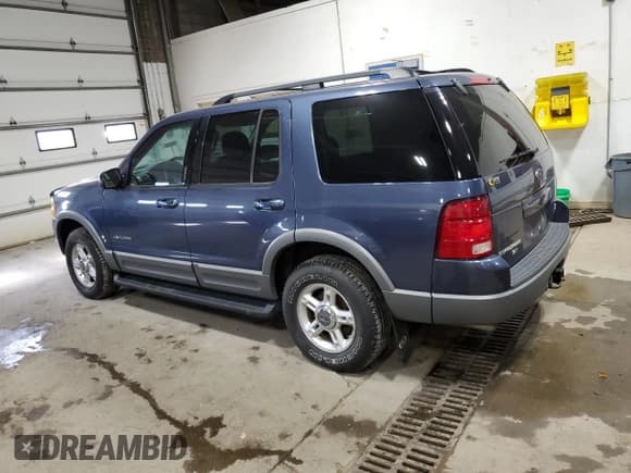 ✅ 2002 Ford Explorer XLT • VIN: 1FMZU73W62ZC53614 • Lot: 85337505. Wystawiony na Copart z przebiegiem 98 341 mil. Bezpłatny archiwum sprzedaży aukcyjnych z USA i szczegółowy raport historii pojazdu na DreamBid. Zdjęcie 2.