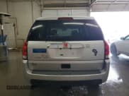 ✅ 2007 Saturn VUE I4 • VIN: 5GZCZ33D47S877204 • Lot: 49153545. Wystawiony na Copart z przebiegiem 154 365 mil. Bezpłatny archiwum sprzedaży aukcyjnych z USA i szczegółowy raport historii pojazdu na DreamBid. Zdjęcie 6.