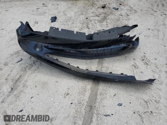 ✅ 2019 Dodge Challenger SXT • VIN: 2C3CDZAG5KH731592 • Lot: 65710414. Wystawiony na Copart z przebiegiem 30 043 mil. Bezpłatny archiwum sprzedaży aukcyjnych z USA i szczegółowy raport historii pojazdu na DreamBid. Zdjęcie 14.