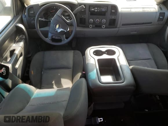 ✅ 2011 Chevrolet Silverado 1500 LS • VIN: 3GCPCREA2BG114382 • Lot: 71782664. Listed on Copart with Not provided. Free auction sales archive from the USA and detailed vehicle history report at DreamBid. Image 8.