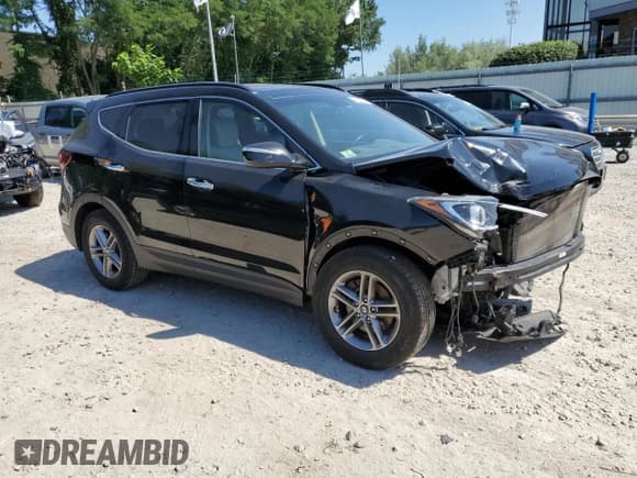 ✅ 2017 Hyundai Santa Fe 2.4L • VIN: 5XYZUDLB4HG479612 • Лот: 60737204. Опубликован ранее на Copart с пробегом 104 926 миль. Бесплатный доступ к архиву аукционных продаж из США и подробный отчёт об истории автомобиля на DreamBid. Изображение 4.