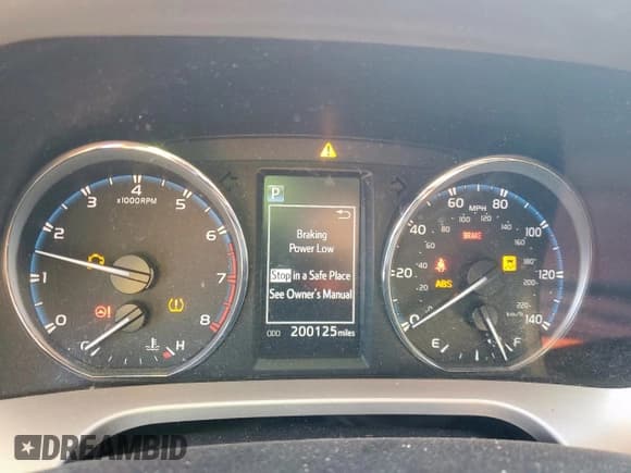 ✅ 2018 Toyota RAV4 Limited • VIN: JTMYFREV6JJ724801 • Лот: 85383545. Опубликован ранее на Copart с пробегом 200 125 миль. Бесплатный доступ к архиву аукционных продаж из США и подробный отчёт об истории автомобиля на DreamBid. Изображение 9.