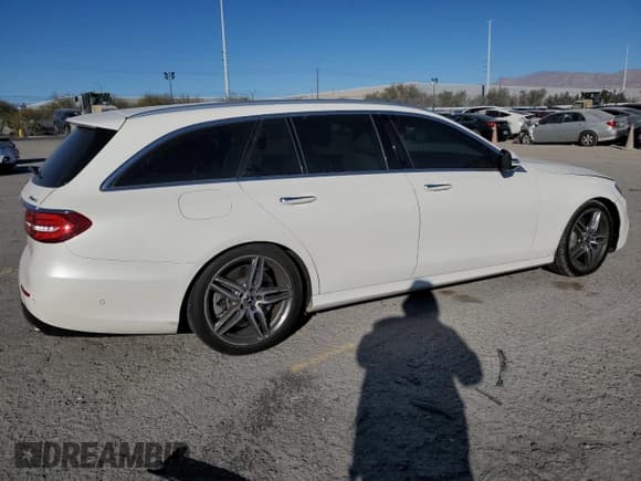 ✅ 2019 Mercedes-Benz E 450 • VIN: WDDZH6JBXKA577611 • Лот: 89203545. Опубликован ранее на Copart с пробегом 39 019 миль. Бесплатный доступ к архиву аукционных продаж из США и подробный отчёт об истории автомобиля на DreamBid. Изображение 3.