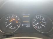 ✅ 2018 Nissan Rogue S • VIN: 5N1AT2MV9JC716808 • Лот: 68998605. Опубликован ранее на Copart с пробегом 98 099 миль. Бесплатный доступ к архиву аукционных продаж из США и подробный отчёт об истории автомобиля на DreamBid. Изображение 9.