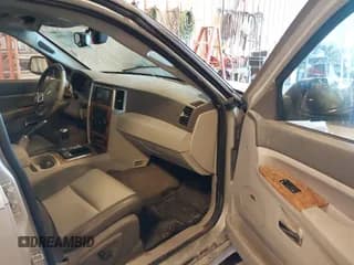 ✅ 2008 Jeep Grand Cherokee Limited • VIN: 1J8HR58N58C212126 • Lot: 43440651. Wystawiony na IAAI z przebiegiem 161 787 mil. Bezpłatny archiwum sprzedaży aukcyjnych z USA i szczegółowy raport historii pojazdu na DreamBid. Zdjęcie 5.