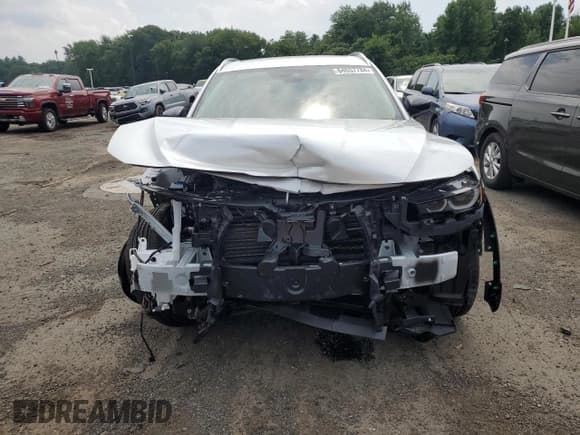 ✅ 2024 Mazda CX-50 Meridian Edition • VIN: 7MMVABDY8RN168130 • Lot: 64657784. Wystawiony na Copart z przebiegiem 8 341 mil. Bezpłatny archiwum sprzedaży aukcyjnych z USA i szczegółowy raport historii pojazdu na DreamBid. Zdjęcie 5.