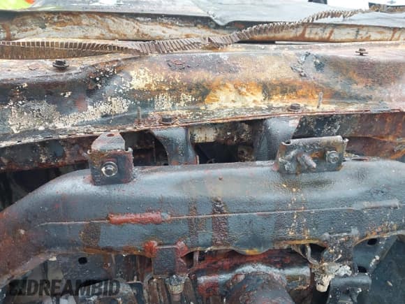 ✅ 2011 Chevrolet Silverado 2500HD Work Truck • VIN: 1GC0CVCG3BF251575 • Lot: 41472168. Wystawiony na IAAI z przebiegiem Nie podano. Bezpłatny archiwum sprzedaży aukcyjnych z USA i szczegółowy raport historii pojazdu na DreamBid. Zdjęcie 14.