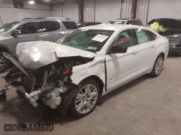 ✅ 2016 Chevrolet Impala LS • VIN: 2G11X5SA7G9171260 • Lot: 41995402. Listed on IAAI with 140,482 mi. Free auction sales archive from the USA and detailed vehicle history report at DreamBid. Image 17.