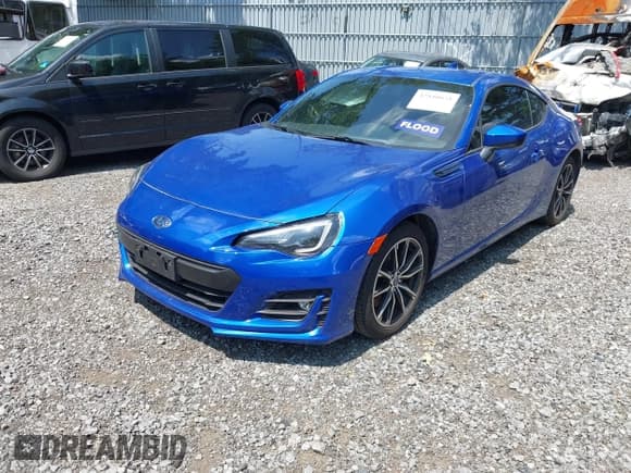 ✅ 2020 Subaru BRZ Limited • VIN: JF1ZCAC14L8700365 • Лот: 42840651. Опубликован ранее на IAAI с пробегом 64 963 миль. Бесплатный доступ к архиву аукционных продаж из США и подробный отчёт об истории автомобиля на DreamBid. Изображение 2.