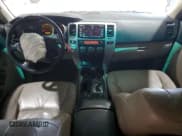 ✅ 2008 Toyota 4Runner Limited • VIN: JTEBU17R58K031845 • Лот: 91036895. Опубликован ранее на Copart с пробегом 239 118 миль. Бесплатный доступ к архиву аукционных продаж из США и подробный отчёт об истории автомобиля на DreamBid. Изображение 8.