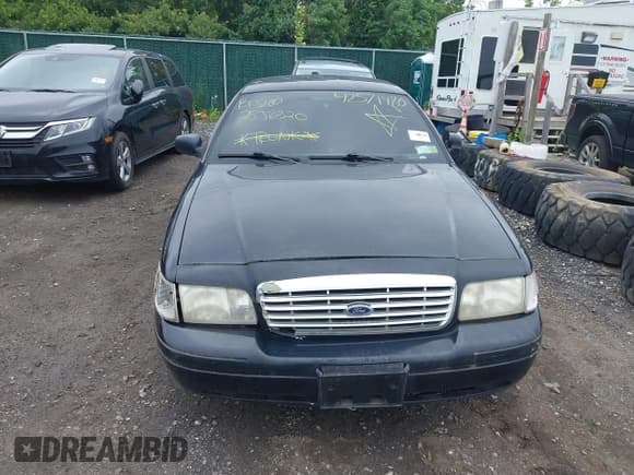 ✅ 2008 Ford Police Interceptor • VIN: 2FAHP71V68X178659 • Lot: 42571480. Listed on IAAI with Not provided. Free auction sales archive from the USA and detailed vehicle history report at DreamBid. Image 11.