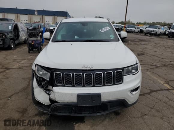 ✅ 2018 Jeep Grand Cherokee Laredo E • VIN: 1C4RJFAG4JC457350 • Lot: 82081045. Listed on Copart with 113,471 mi. Free auction sales archive from the USA and detailed vehicle history report at DreamBid. Image 5.