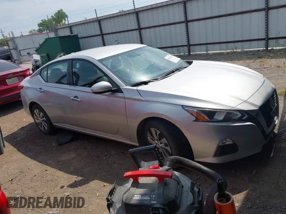 ✅ 2020 Nissan Altima S • VIN: 1N4BL4BV0LC227049 • Lot: 43232420. Wystawiony na IAAI z przebiegiem Nie podano. Bezpłatny archiwum sprzedaży aukcyjnych z USA i szczegółowy raport historii pojazdu na DreamBid. Zdjęcie 12.