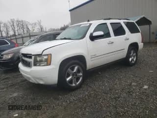 ✅ 2012 Chevrolet Tahoe LTZ • VIN: 1GNSCCE01CR111691 • Lot: 42318045. Wystawiony na Copart z przebiegiem 192 622 mil. Bezpłatny archiwum sprzedaży aukcyjnych z USA i szczegółowy raport historii pojazdu na DreamBid. Zdjęcie 1.