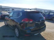 ✅ 2017 Nissan Rogue SV • VIN: JN8AT2MT8HW401885 • Lot: 43637417. Listed on IAAI with 147,740 mi. Free auction sales archive from the USA and detailed vehicle history report at DreamBid. Image 3.