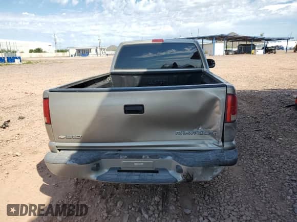 ✅ 1998 Chevrolet S-10 LS • VIN: 1GCCS144XW8137984 • Lot: 81855515. Listed on Copart with 142,837 mi. Free auction sales archive from the USA and detailed vehicle history report at DreamBid. Image 10.