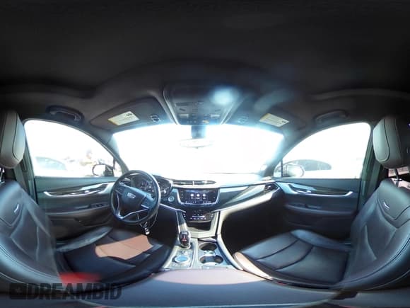 ✅ 2022 Cadillac XT6 Premium Luxury • VIN: 1GYKPCRS3NZ156413 • Lot: 41952856. Wystawiony na IAAI z przebiegiem 40 046 mil. Bezpłatny archiwum sprzedaży aukcyjnych z USA i szczegółowy raport historii pojazdu na DreamBid. Zdjęcie 18.