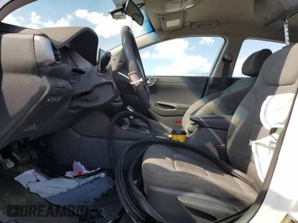 2020 Hyundai Ioniq Blue с VIN KMHC65LC9LU235178, выставлен на аукционе Copart как лот 73773994 с пробегом 94 117 миль миль и Списание • Salvage title. История ставок и продаж доступна на DreamBid. Изображение 7.