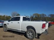 ✅ 2018 Ram 2500 SLT • VIN: 3C6UR5DL1JG290021 • Lot: 86891205. Wystawiony na Copart z przebiegiem 127 199 mil. Bezpłatny archiwum sprzedaży aukcyjnych z USA i szczegółowy raport historii pojazdu na DreamBid. Zdjęcie 2.