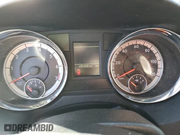 ✅ 2017 Dodge Grand Caravan GT • VIN: 2C4RDGEG1HR640567 • Lot: 82141955. Wystawiony na Copart z przebiegiem 190 408 mil. Bezpłatny archiwum sprzedaży aukcyjnych z USA i szczegółowy raport historii pojazdu na DreamBid. Zdjęcie 9.