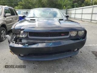 ✅ 2011 Dodge Challenger R/T Classic • VIN: 2B3CJ5DT5BH583287 • Lot: 68213754. Wystawiony na Copart z przebiegiem 170 535 mil. Bezpłatny archiwum sprzedaży aukcyjnych z USA i szczegółowy raport historii pojazdu na DreamBid. Zdjęcie 5.