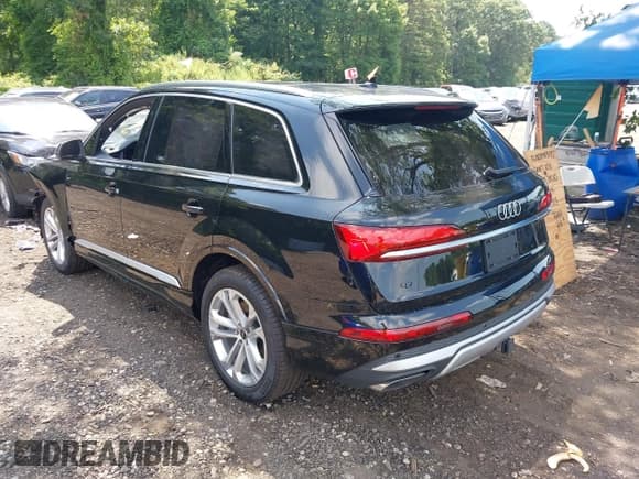 ✅ 2025 Audi Q7 Premium Plus • VIN: WA1LVBF72SD012736 • Lot: 42603532. Wystawiony na IAAI z przebiegiem 421 mil. Bezpłatny archiwum sprzedaży aukcyjnych z USA i szczegółowy raport historii pojazdu na DreamBid. Zdjęcie 3.