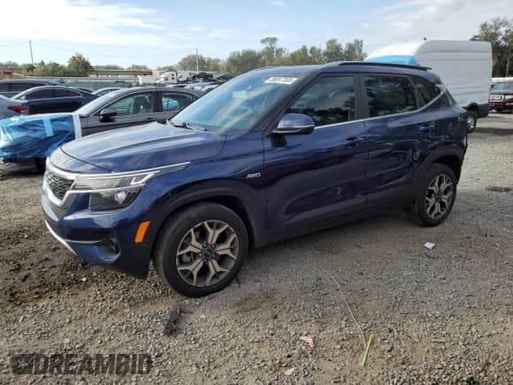 ✅ 2022 Kia Seltos EX • VIN: KNDERCAA2N7252951 • Lot: 86847355. Listed on Copart with 26,302 mi. Free auction sales archive from the USA and detailed vehicle history report at DreamBid. Image 1.