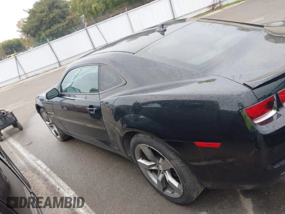 ✅ 2011 Chevrolet Camaro 1LT • VIN: 2G1FB1ED9B9165147 • Lot: 43739271. Wystawiony na IAAI z przebiegiem 183 505 mil. Bezpłatny archiwum sprzedaży aukcyjnych z USA i szczegółowy raport historii pojazdu na DreamBid. Zdjęcie 15.