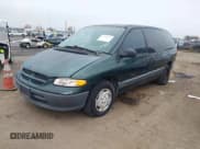 ✅ 1998 Dodge Caravan SE • VIN: 1B4GT44L5WB753714 • Lot: 43900515. Listed on IAAI with Not provided. Free auction sales archive from the USA and detailed vehicle history report at DreamBid. Image 2.