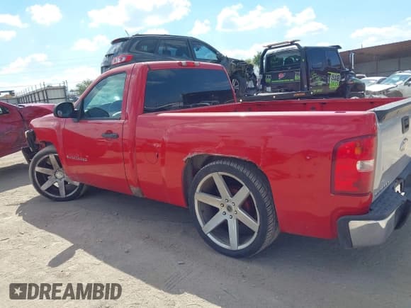 ✅ 2008 Chevrolet Silverado 1500 Work Truck • VIN: 1GCEC14C88Z290521 • Lot: 43341686. Listed on IAAI with 279,134 mi. Free auction sales archive from the USA and detailed vehicle history report at DreamBid. Image 14.