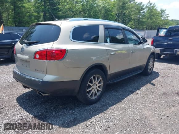 ✅ 2010 Buick Enclave CXL 1XL • VIN: 5GALVBED7AJ140808 • Lot: 42549578. Listed on IAAI with 159,909 mi. Free auction sales archive from the USA and detailed vehicle history report at DreamBid. Image 4.