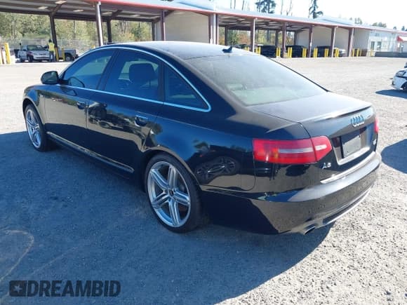 ✅ 2011 Audi A6 Prestige • VIN: WAUKGAFB9BN007454 • Lot: 43455586. Listed on IAAI with Not provided. Free auction sales archive from the USA and detailed vehicle history report at DreamBid. Image 3.